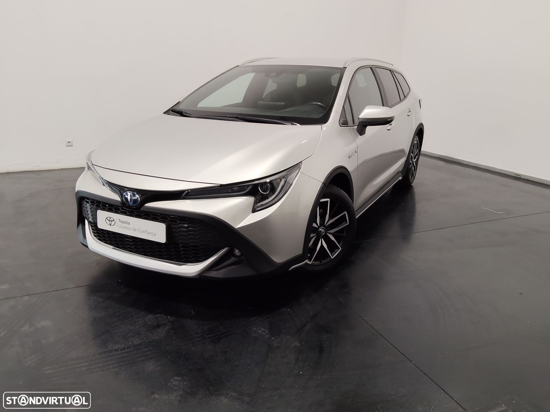 Toyota Corolla Touring Sports 1.8 Hybrid Trek - 1