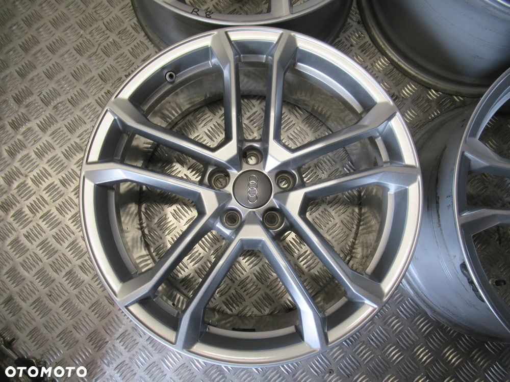 Nowe felgi Audi R8 10,5Jx19 et55 8,5Jx19 et42 4S0 - 5