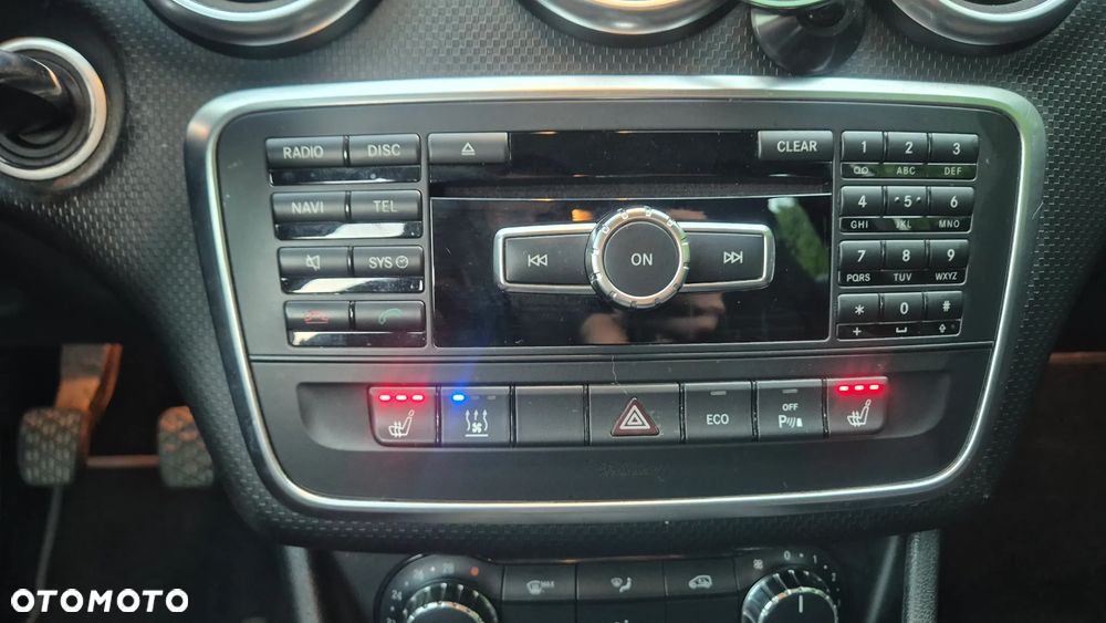 Mercedes-Benz Klasa A 180 (BlueEFFICIENCY) Urban - 17