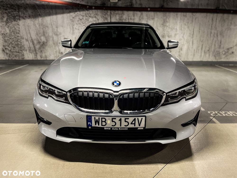BMW Seria 3 320d xDrive - 12