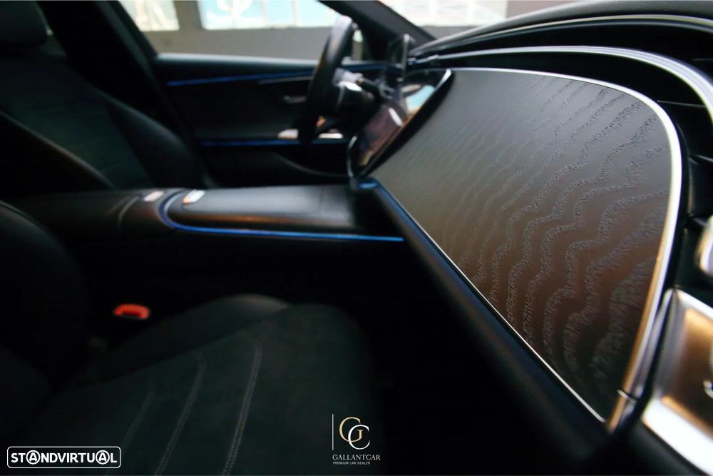 Mercedes-Benz E 300 de AMG Line - 35