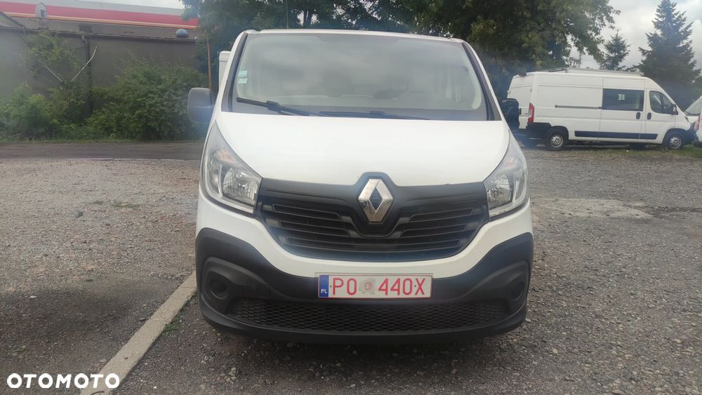 Renault Trafic - 2