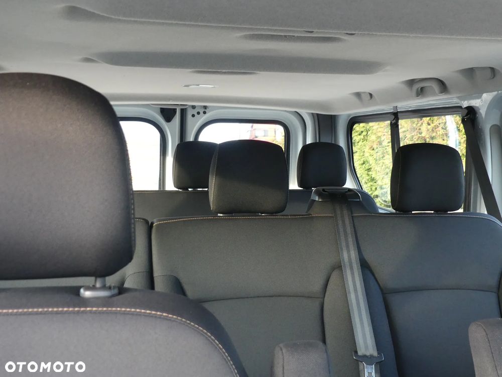 Renault Trafic Grand Passenger 3,0t Pack Clim - 19