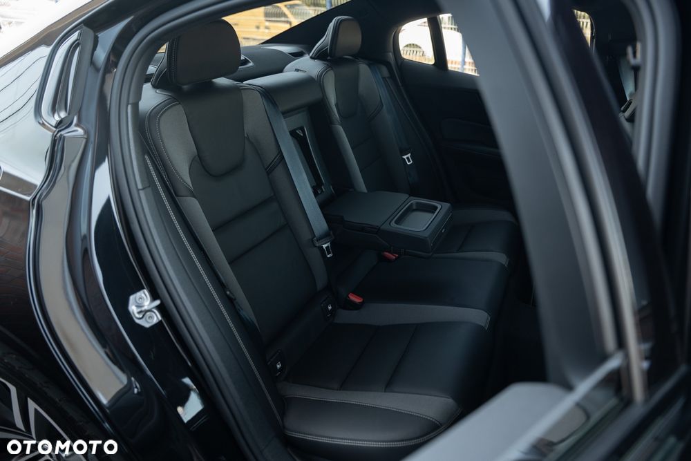 Volvo S60 - 36