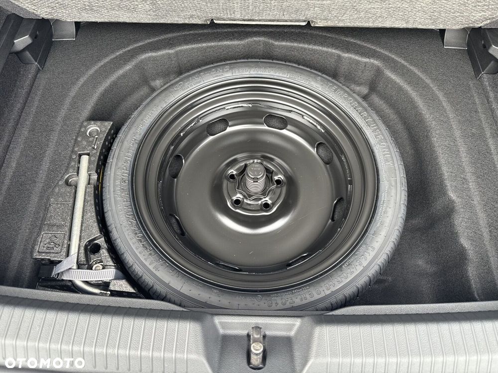 Volkswagen Golf - 20