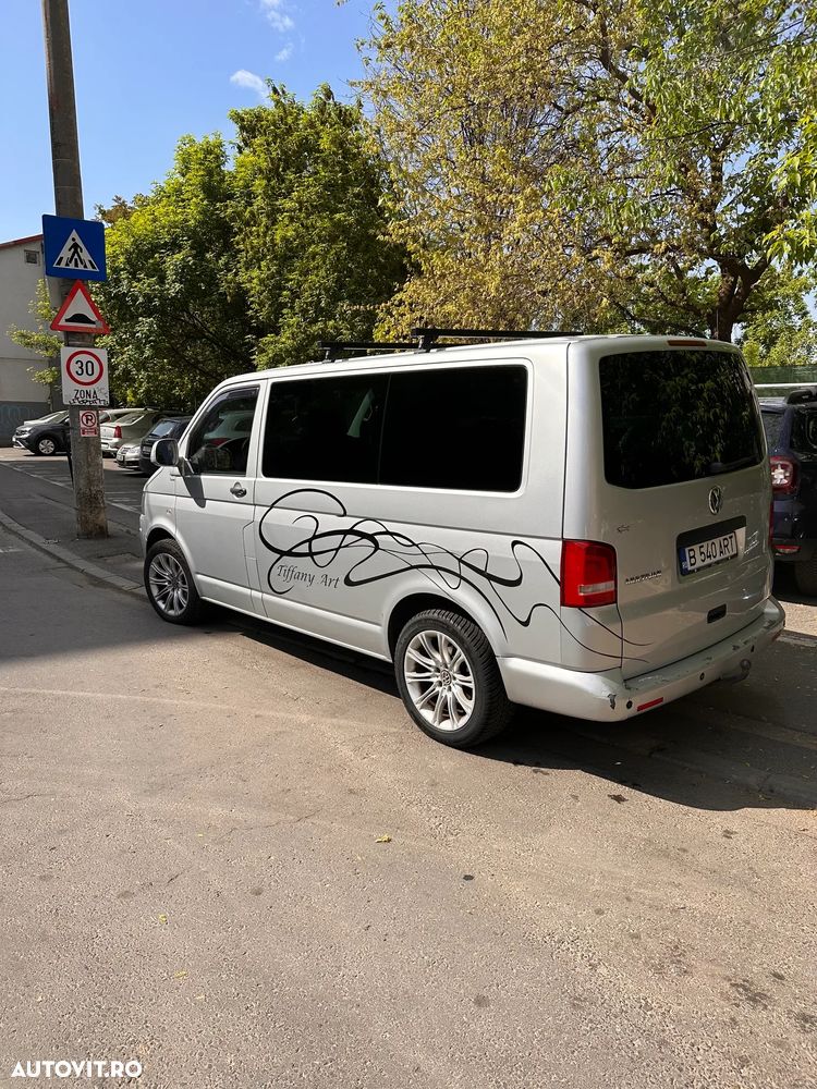 Volkswagen Multivan - 1