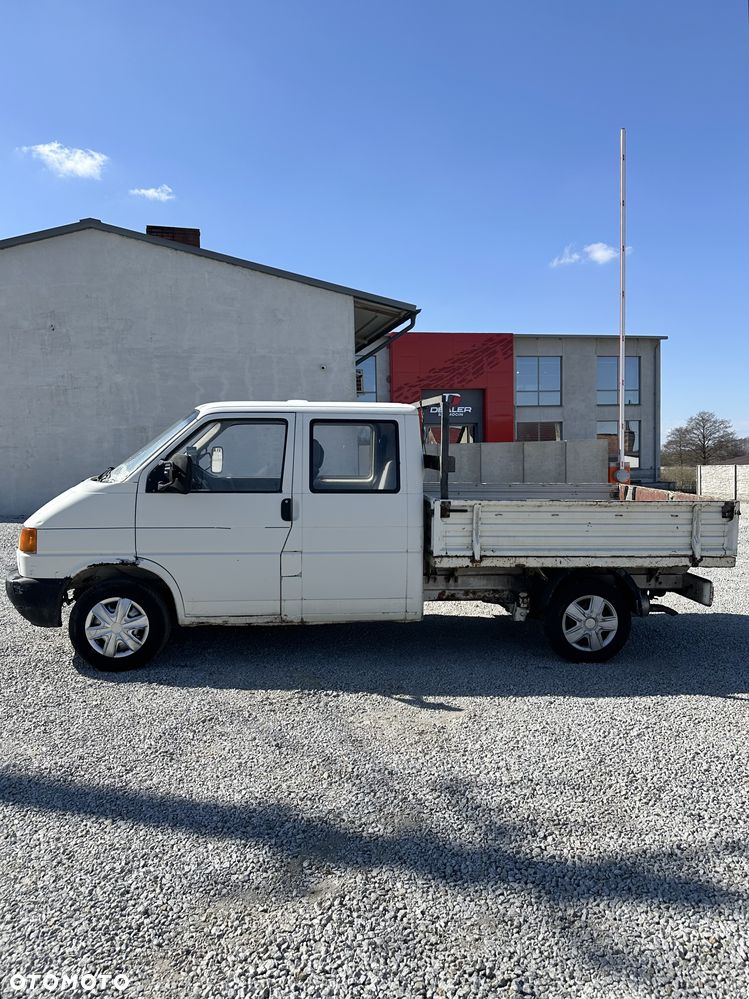 Volkswagen Transporter - 2