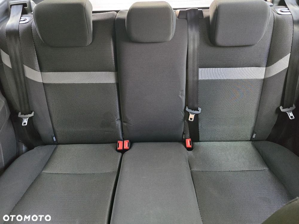 Ford Kuga 2.0 TDCi 2x4 Trend - 20