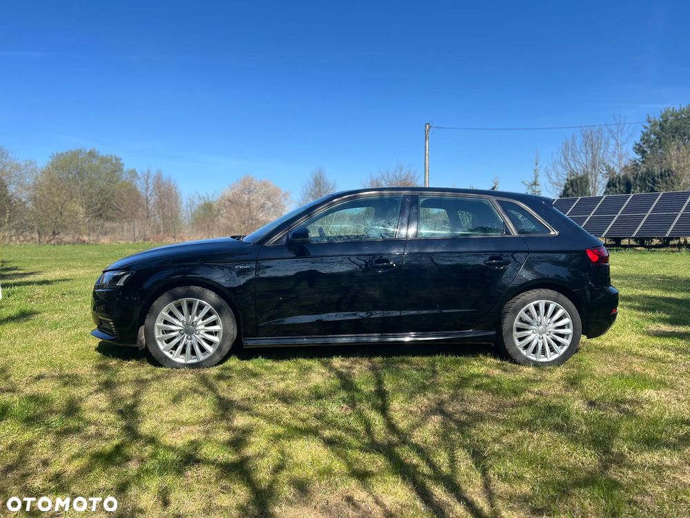 Audi A3 Sportback - 4