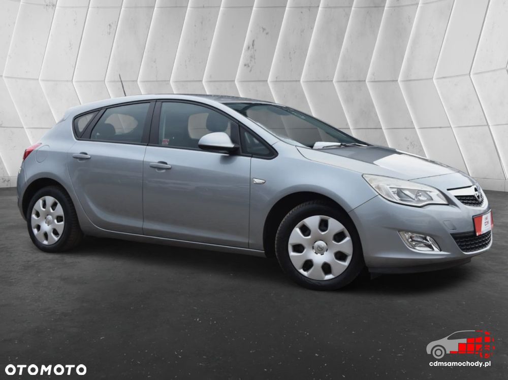 Opel Astra - 2
