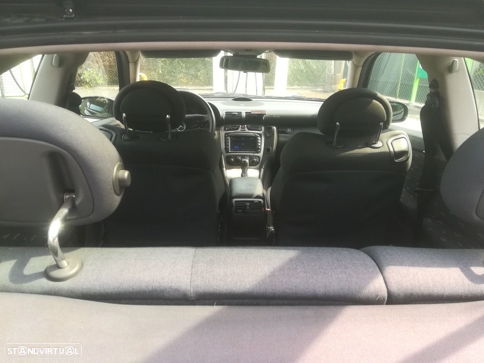 Mercedes-Benz C 220 - 7