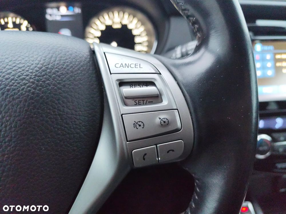 Nissan Qashqai 1.2 DIG-T Tekna EU6 - 21