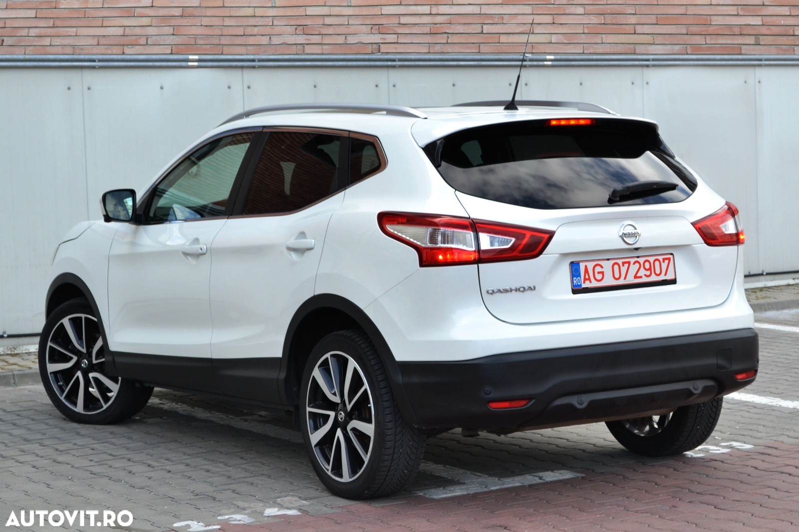 Nissan Qashqai 1.6 DCI 4 x 4 DPF Start/Stop tekna - 21