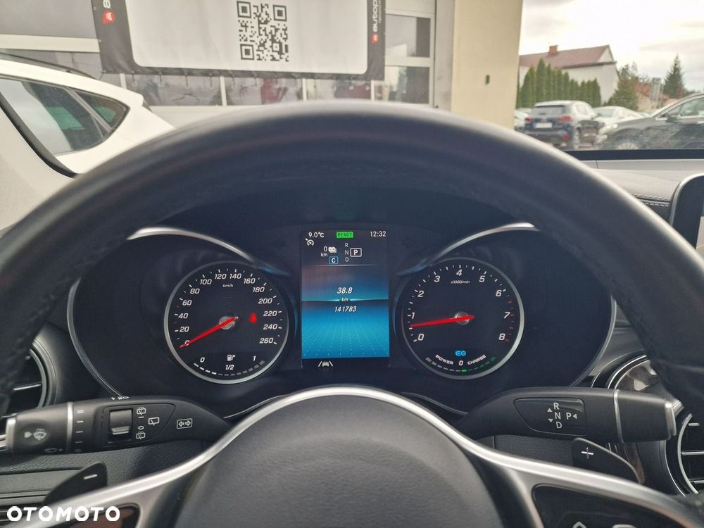 Mercedes-Benz GLC 300 e PHEV 4-Matic Avantgarde - 31