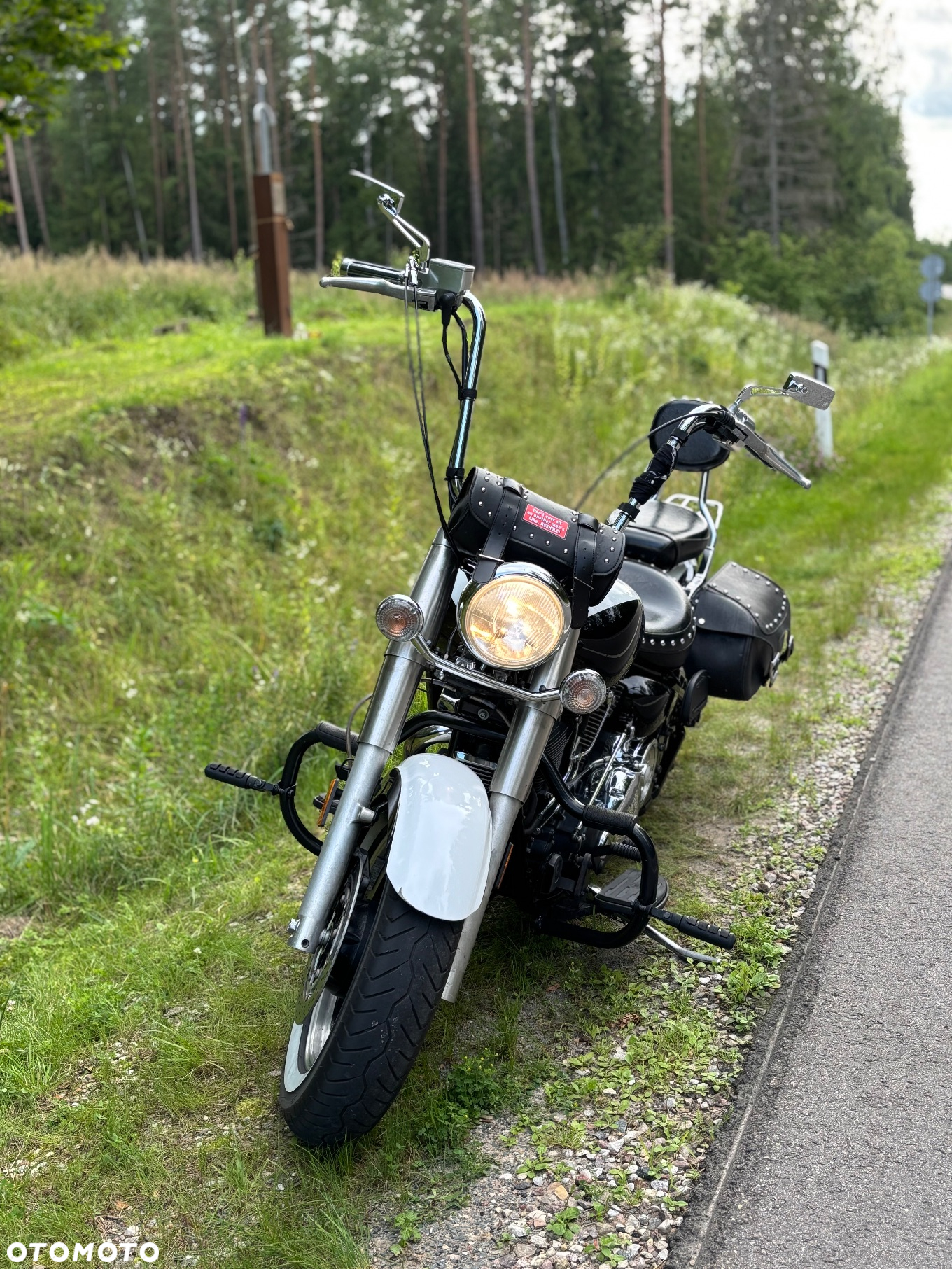 Yamaha Road Star - 2
