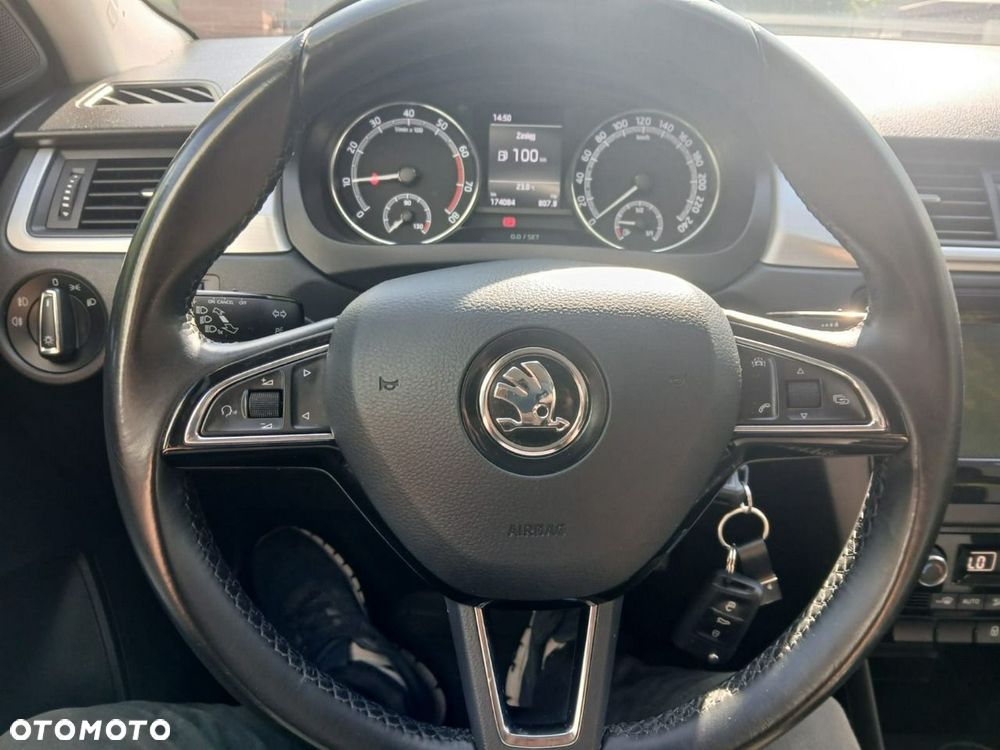 Skoda RAPID Spb 1.0 TSI Ambition - 9