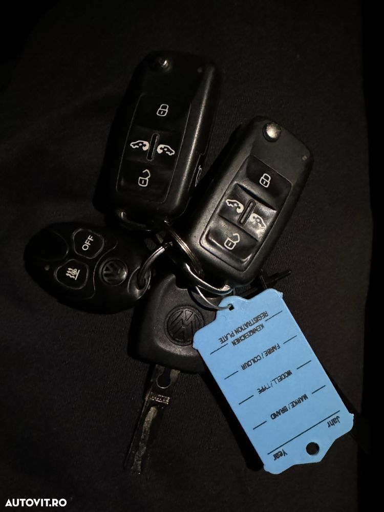 Volkswagen Multivan - 15