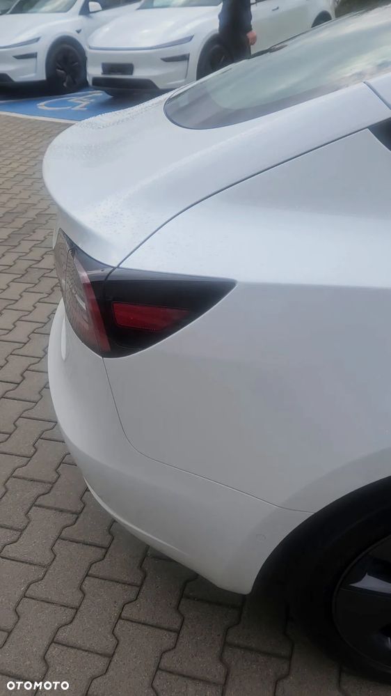 Tesla Model 3 Standard Range Plus - 8