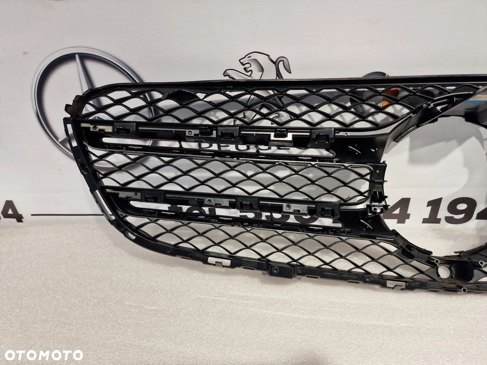 MERCEDES GLC W253 15- AMG ATRAPA / GRILL PRZEDNI PRZÓD , NA / POD KAMERĘ , NR A2538806801 , NR AUKCJI GL816 - 23