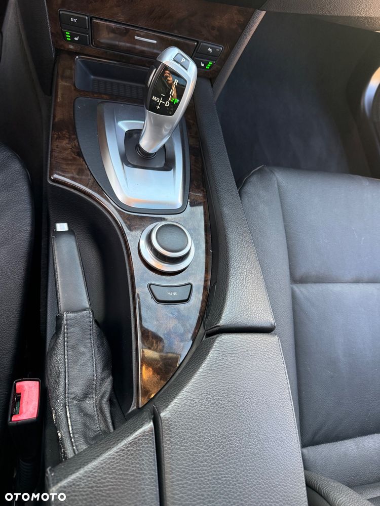 BMW Seria 5 530i - 29