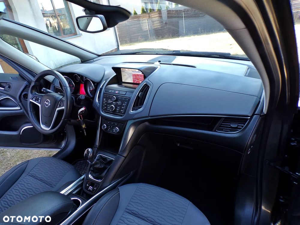 Opel Zafira Tourer 2.0 CDTI Edition - 16