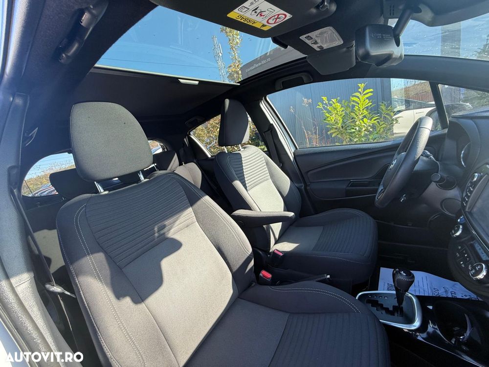Toyota Yaris - 10