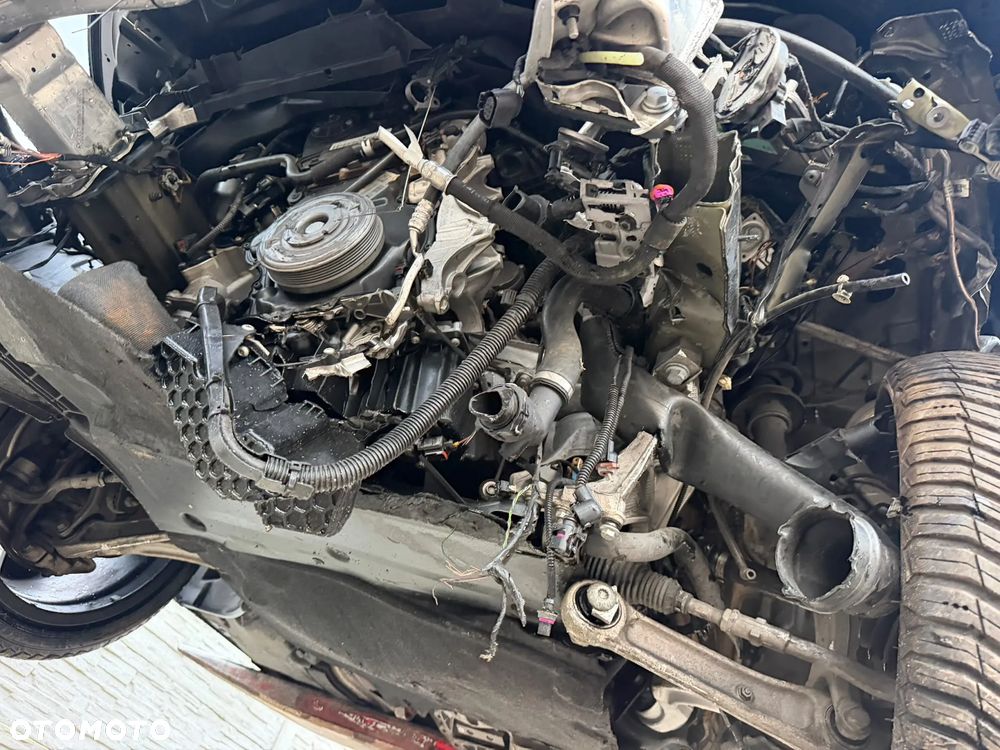 Audi A4 Avant 40 TFSI mHEV S Line S tronic - 32