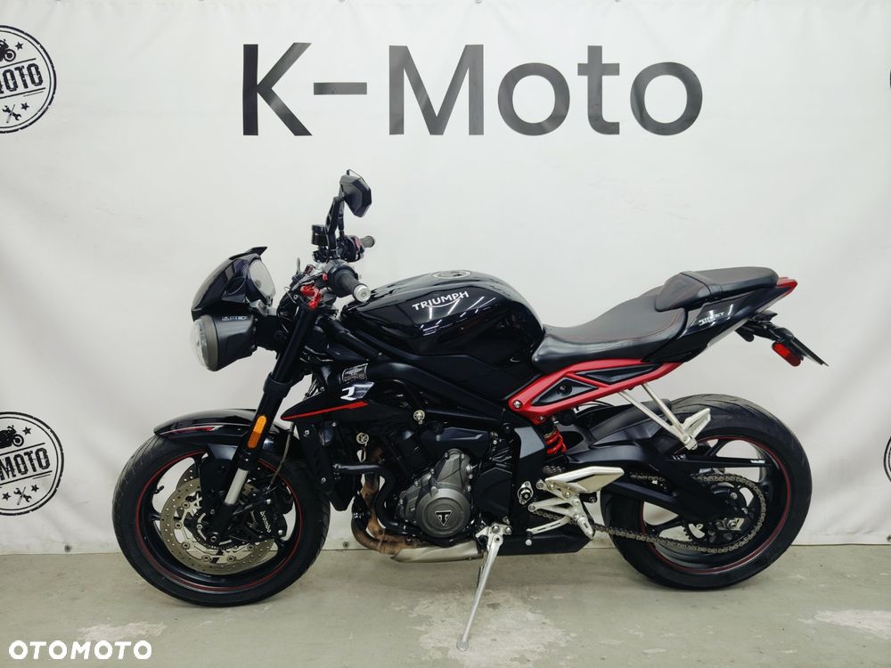 Triumph Street Triple - 18