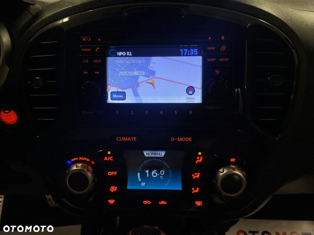Nissan Juke 1.6 T Tekna 4x4 - 17