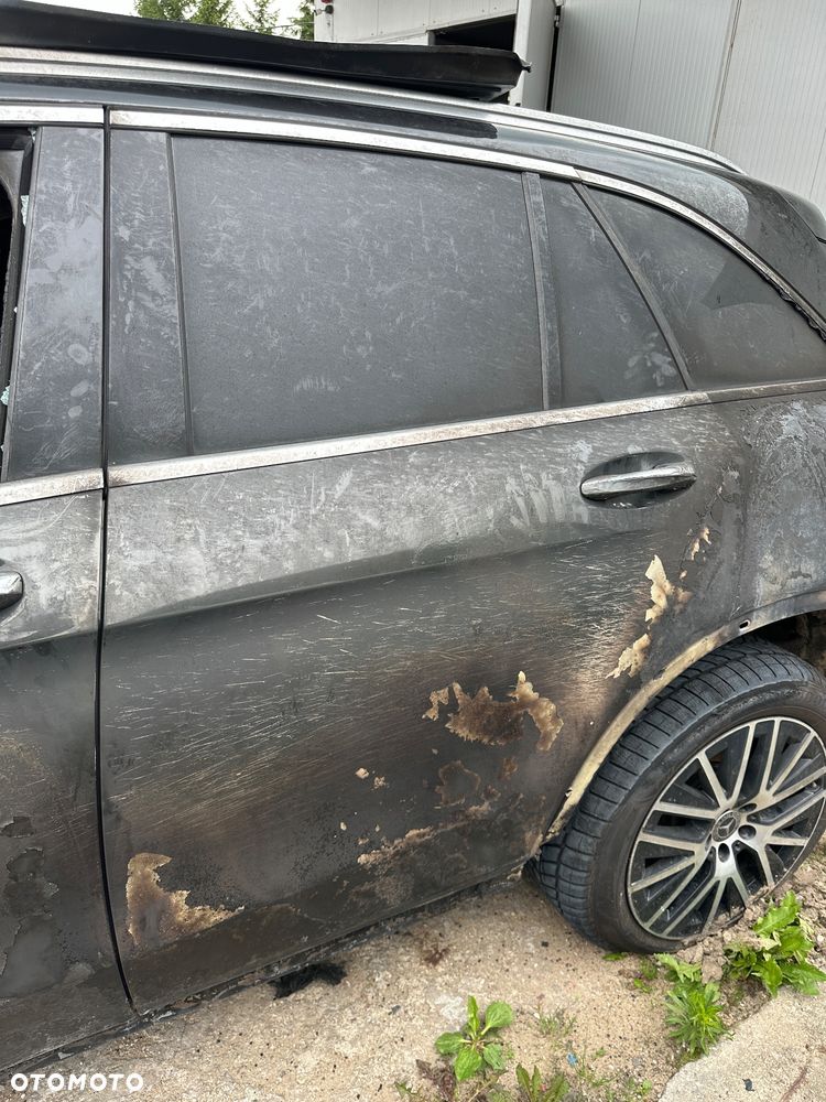 Mercedes GLC 300  4matic 2020r  karoseria dokumenty dowód - 10