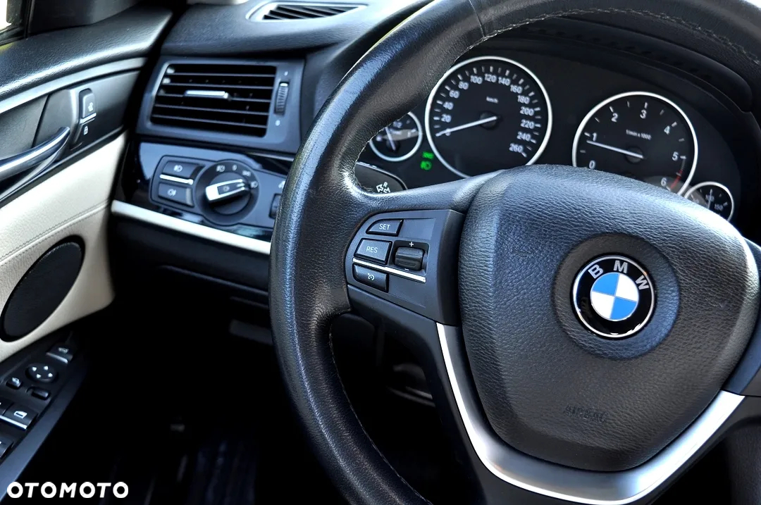 BMW X3 sDrive18d Business Edition - 30