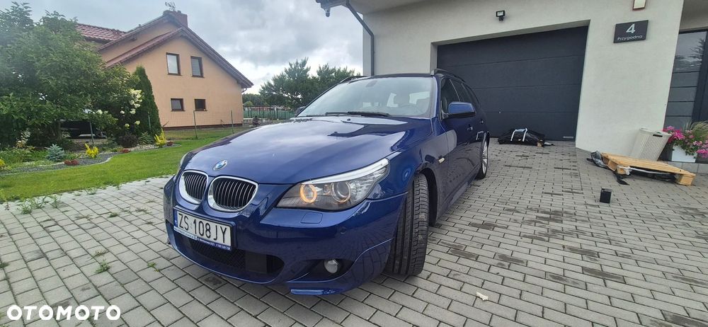 BMW Seria 5 525d Edition Sport - 2