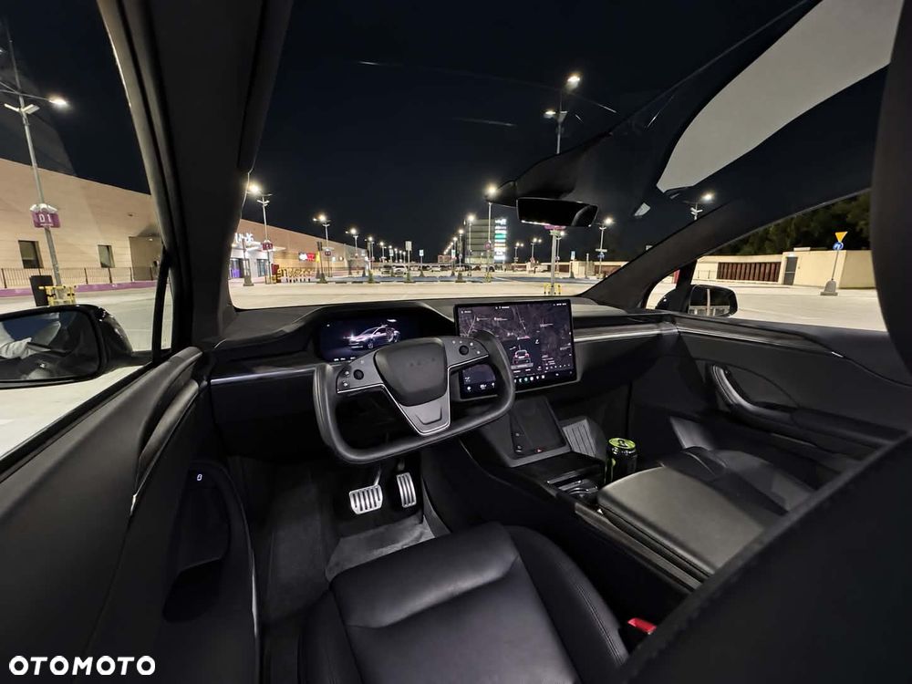 Tesla Model X 2023 photo 2
