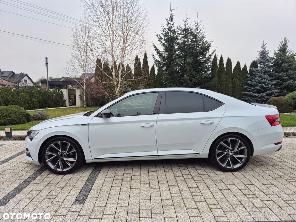 Skoda Superb 2.0 TSI Sportline DSG - 8