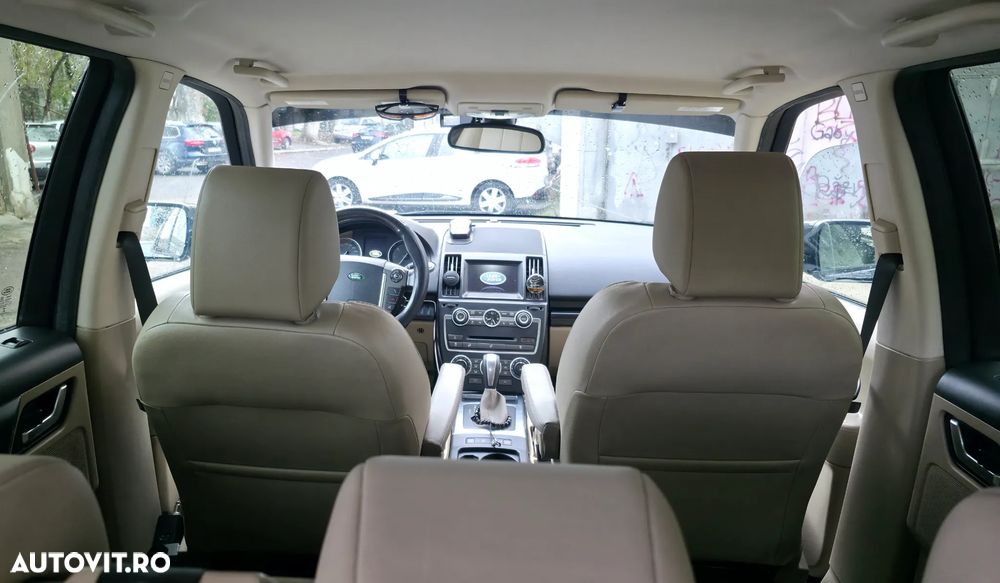 Land Rover Freelander 2 2.2L SD4 SE - 7