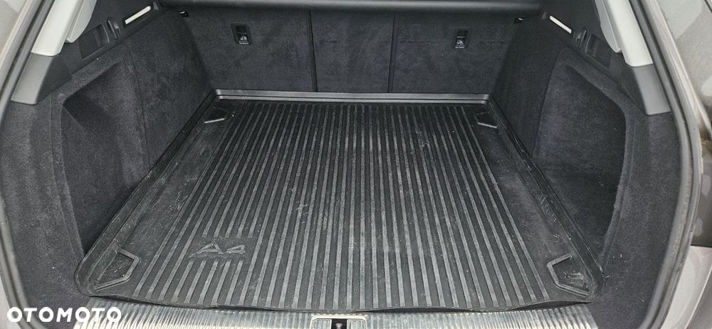 Audi A4 Avant 40 TDI mHEV Quattro Advanced S tronic - 22