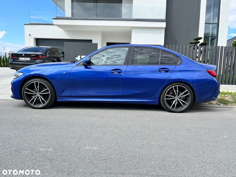 BMW Seria 3 320d xDrive M Sport sport - 9