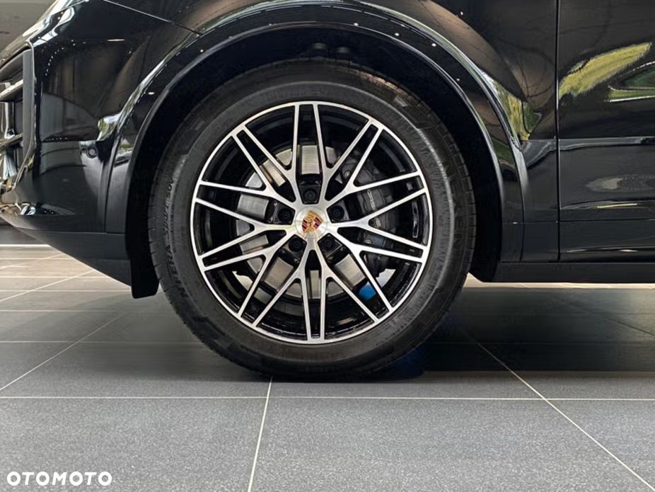 Porsche Cayenne Black Edition - 14