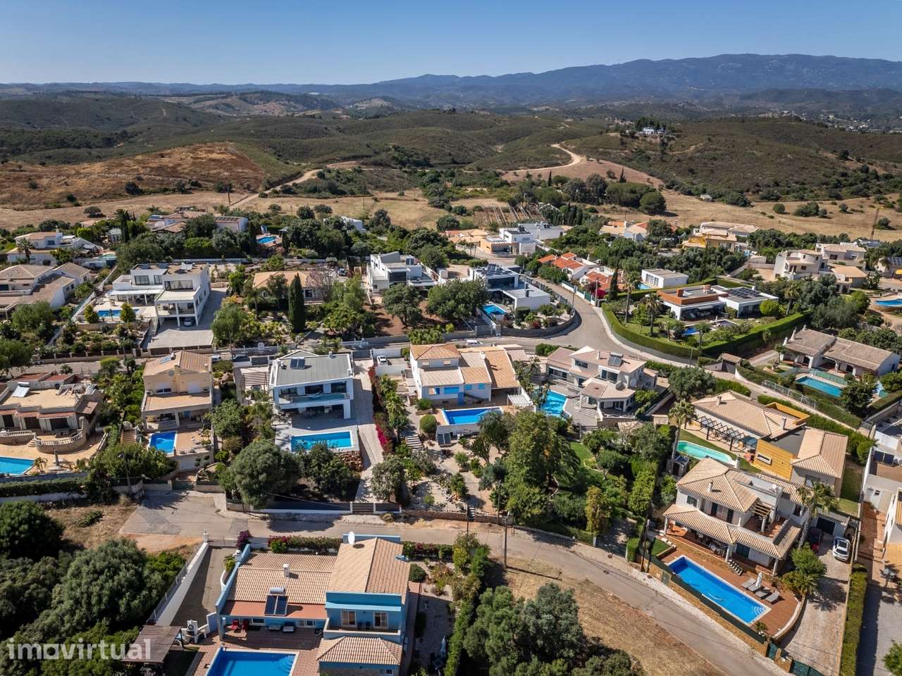 Moradia T3+1 com piscina e garagem - Grande imagem: 2/59