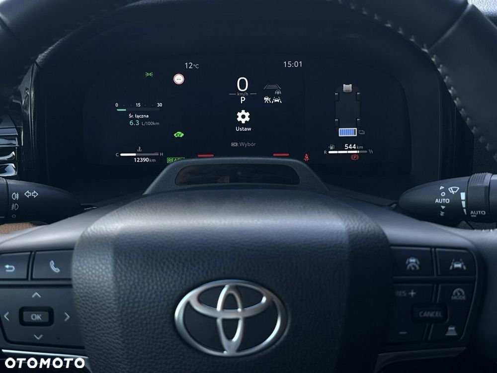 Toyota Camry - 20