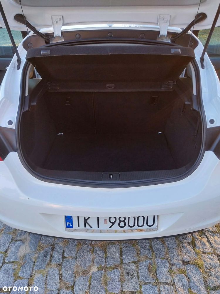 Opel Astra - 32
