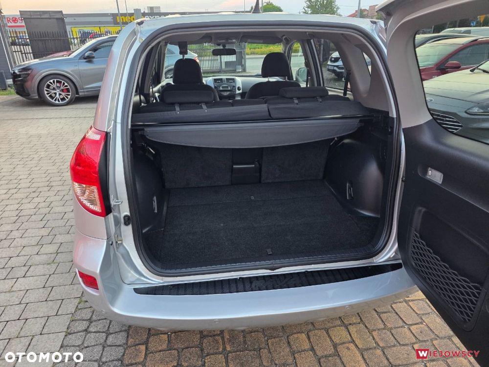 Toyota RAV4 2.0 4x4 Automatik - 13