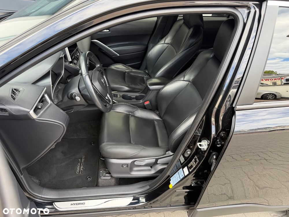 Toyota Corolla Cross 2.0 VVT-i Team Deutschland - 18