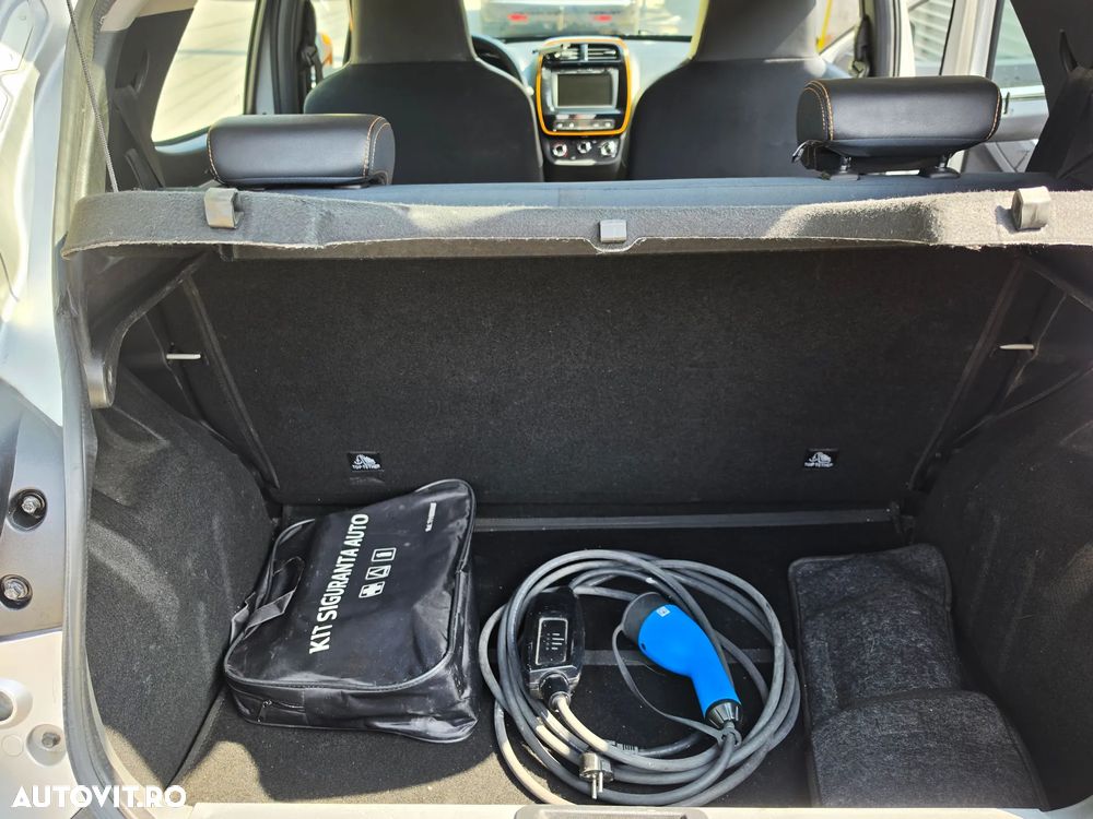 Dacia Spring Comfort Plus - 18