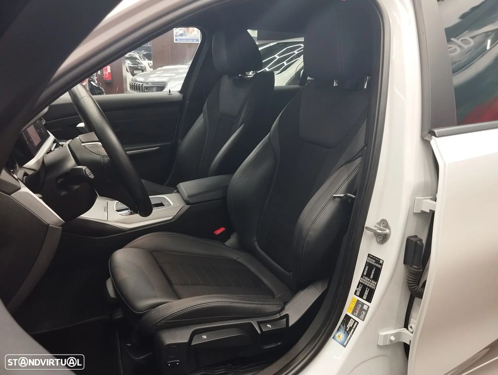 BMW 320 e Corporate Edition Auto - 17