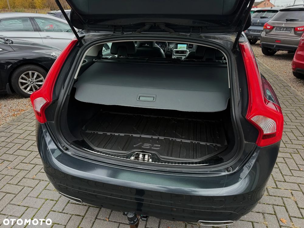 Volvo V60 D4 Geartronic Summum - 10