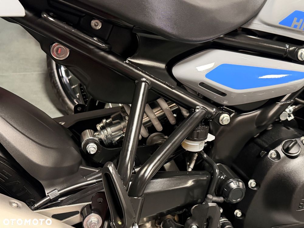 Royal Enfield Himalayan - 13