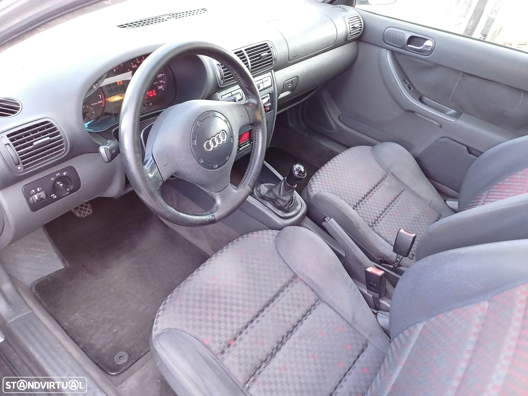 Audi A3 1.6 - 4
