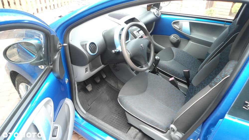 Peugeot 107 1.0 Urban Move - 6