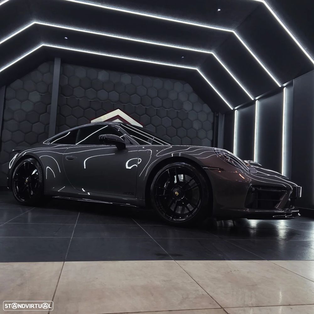 Porsche 911 (992) Carrera 4 GTS PDK - 29